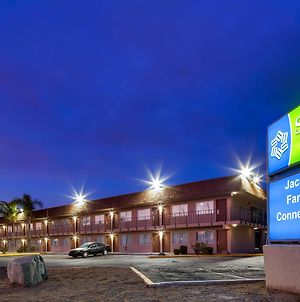 Surestay Hotel By Best Western Buttonwillow Exterior photo