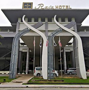 Raia Hotel And Convention Centre Terengganu Kuala Terengganu Exterior photo