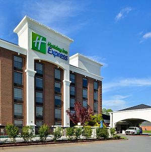 Holiday Inn Express Winston-Salem Medical Ctr Area Exterior photo