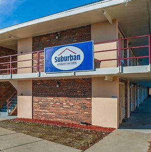 Suburban Extended Stay Hotel Neenah Exterior photo