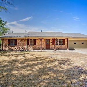 Spacious Ranch Home In Historic Waxahachie! Exterior photo