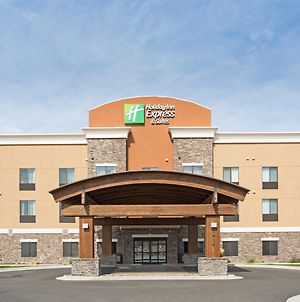 Holiday Inn Express Hotel & Suites Glendive Exterior photo