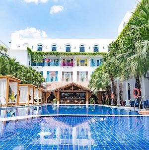 Risemount Premier Resort Da Nang Exterior photo