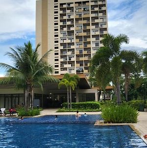 Staycation In Muntinlupa Manila Exterior photo