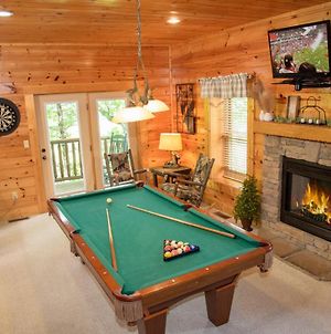 Big Sky Lodge - Pool Table, Hot Tub, Mountain View Pigeon Forge Exterior photo
