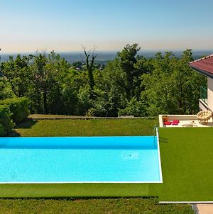 Villa Plesivica View Exterior photo