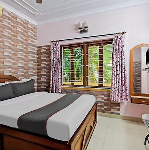 Hotel Elite Salt Lake Kolkata Exterior photo