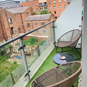 2 Bedroom Free Parking By Concert Square Sleeps 8 Liverpool Exterior photo