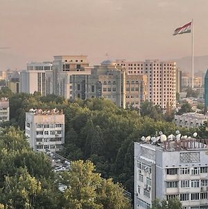 Schone Wohnung In Duschanbe Exterior photo