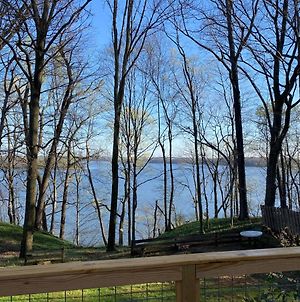 Lakeside Cottage W/ 3 Bed, 2 Bath & Spectacular View! Lucas Exterior photo