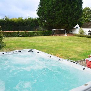 Drystone Manor - Swim Hot Tub, Tennis, Gatherings Iron Acton Exterior photo