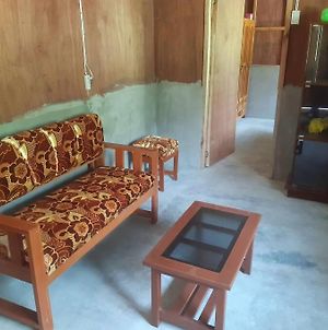 Cheerful One Private Room With Garden Bbq Place . Tacloban Exterior photo