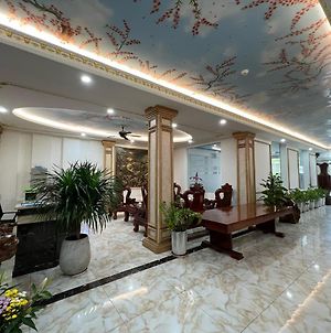 Hotel Nhu Y Bien Hoa Exterior photo