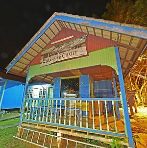 Spot On 90619 Mahseer Hostel Kuala Tahan Exterior photo