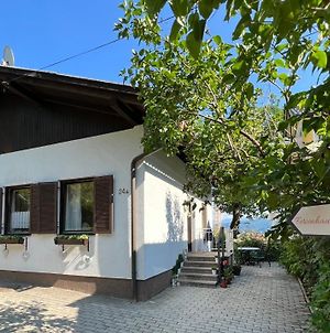 Ferienhaus Seeroschen - Gesamte Unterkunft Portschach am Woerthersee Exterior photo