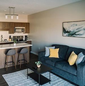 Downtown Chic Apt With Gym Rooftop In Des Moines Apartment Exterior photo