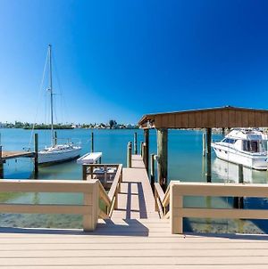 Amazing Water Front View Home Newly Renovated 3Bd 2Bth Clearwater Beach Exterior photo