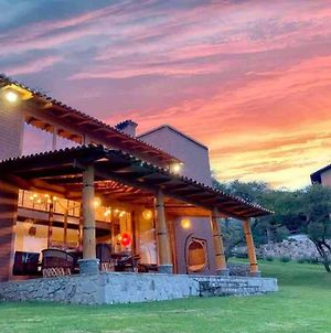 Great Views In Tapalpa Country Club Villa Exterior photo