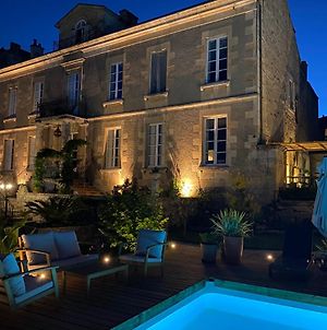 Maison Chateau-Gaillard Bed & Breakfast Fontenay-le-Comte Exterior photo
