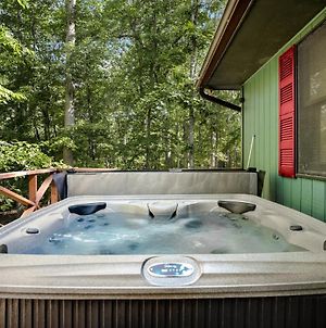 River Access Cabin W Hot Tub Kayaks Wifi Grill Villa Great Cacapon Exterior photo
