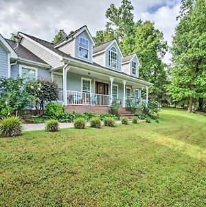 Charming Trenton Home With Mtn Views And Patio! Exterior photo