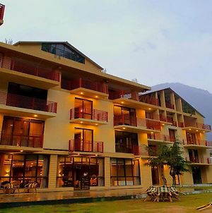 The Sarai Hotel & Resort Naran Exterior photo