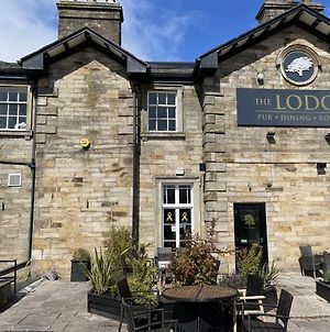 The Lodge At Lancaster Exterior photo