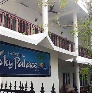 Sky Palace Beach Hotel Thiruvananthapuram Exterior photo