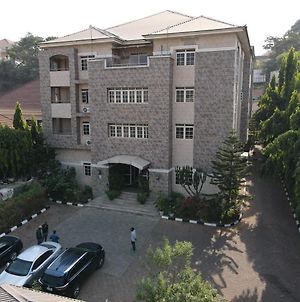Diplomatic Hills Aparthotel Abuja Exterior photo