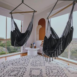 The Hangout King Beds Hammock Chairs With A View Port Campbell Exterior photo