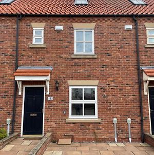 3 Bed Town House In Center Of Beverley Exterior photo