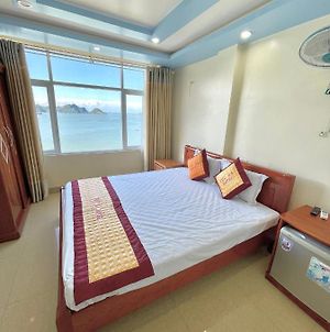 Thu Ha Sea View Hotel Cat Ba Island Exterior photo