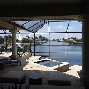 Villa Luxury Cape Coral Exterior photo