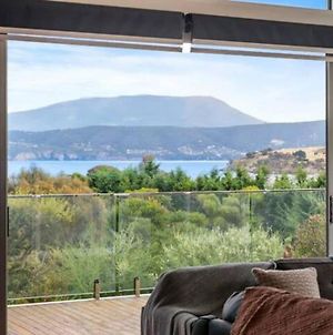 Getaway-Hideaway You Choose Views -Close To Beach Villa Hobart Exterior photo