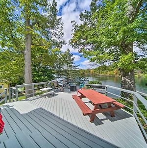 Lakefront Burton Home With Deck, Grill And Views! Exterior photo