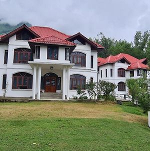 Royal Mansion Hotel Srinagar  Exterior photo