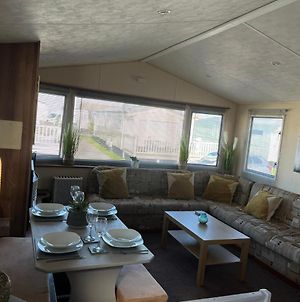 Jem'S Caravan With Smart Tv And Wifi Hotel Rhyl Exterior photo