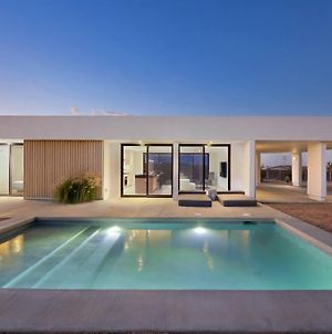 Tera House By Hi Desert Dwellings A Minimalist Temple With Pool Villa Yucca Valley Exterior photo