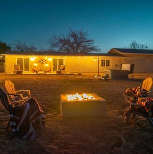 Easy Rider Ranch By Hi Desert Dwellings With Hot Tub Fire Pit And Hammocks Under The Stars Villa Pioneertown Exterior photo