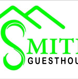 Smith Guest House Pondicherry Exterior photo