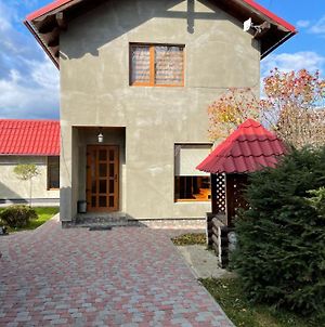 Azaliya Villa Lazeshchyna Exterior photo