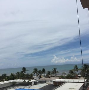 Miami Beach Ocean Front Ocean View 2-2 Resort Exterior photo