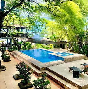 The Henry Resort Taramindu Laiya Batangas Exterior photo