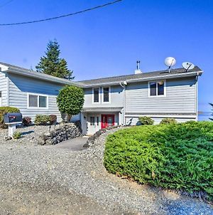 Sequim Retreat With Views Of Protection Island! Apartment Exterior photo