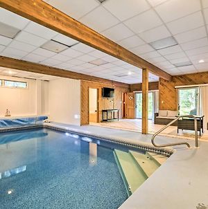 Spacious Pocono Mountain Home With Indoor Pool! Swiftwater Exterior photo