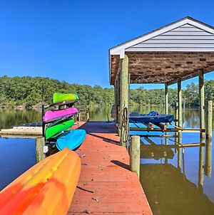 Riverfront Retreat On 4 Acres With Private Dock Heathsville Exterior photo