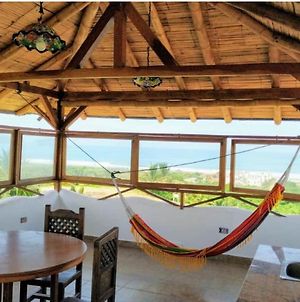 Casa Ramali Bed & Breakfast Puerto Cayo Exterior photo