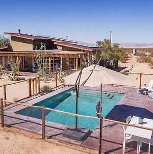 Constellation Compound By Hi Desert Dwellings Its Your Own Private 10 Acres With Hot Tubs Bbq Fire Pits And Pool Villa Joshua Tree Exterior photo