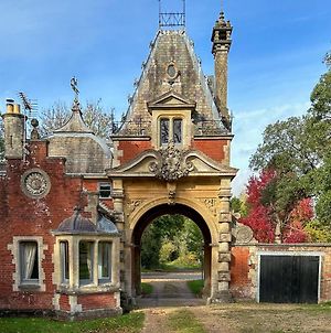 Historic 2 Bed Gatehouse In Private Parkland Villa Brockenhurst Exterior photo