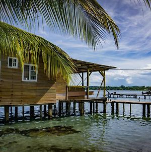 Hostal On The Sea Bocas del Toro Exterior photo